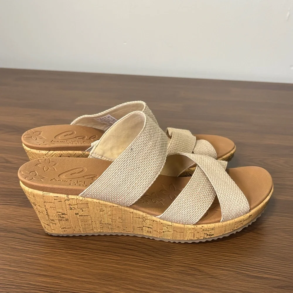 Skechers Cali Women's Tan Sandals Cork‎ Wedge Sz 10 EUC